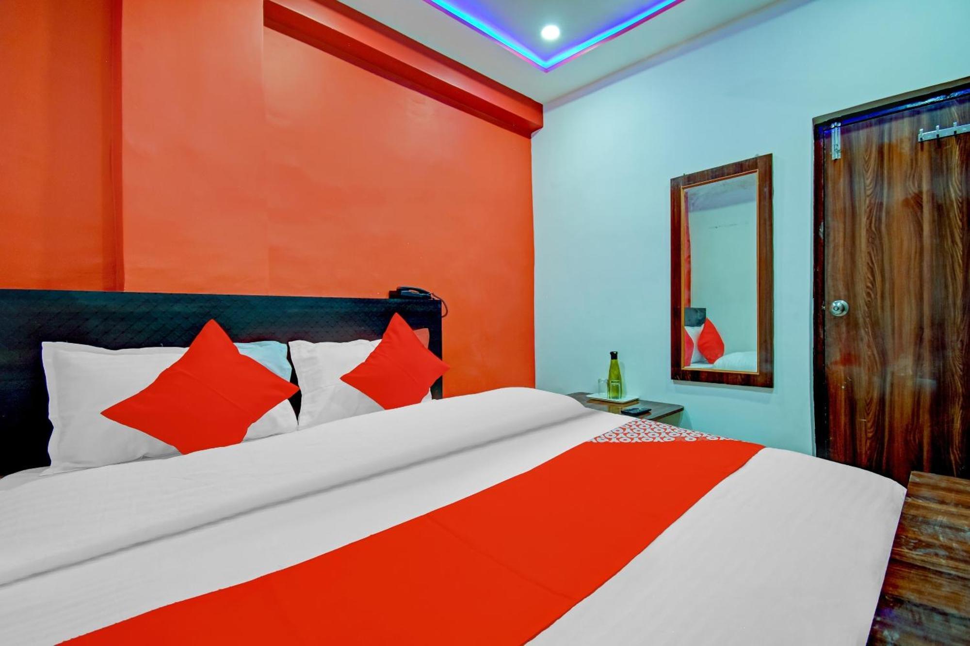 Hotel Flagship 78299 White Stone Hospitality 3*